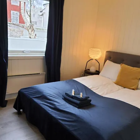 Central At Bertis Ap5 *