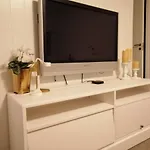 Central At Bertis Ap5 דירה *